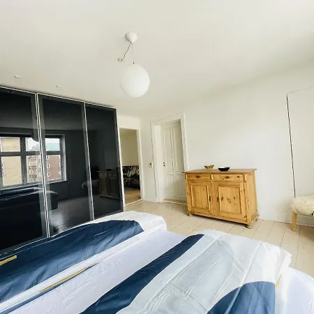 Aday - Delightful In The Heart Of Apartment Aalborg