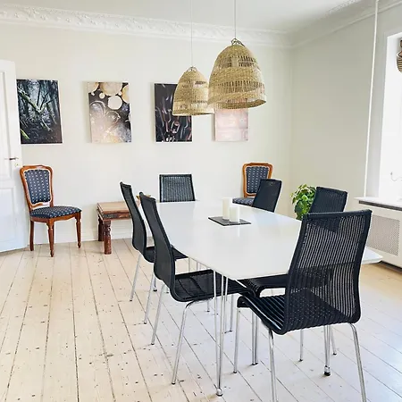 Aday - Delightful In The Heart Of Apartment